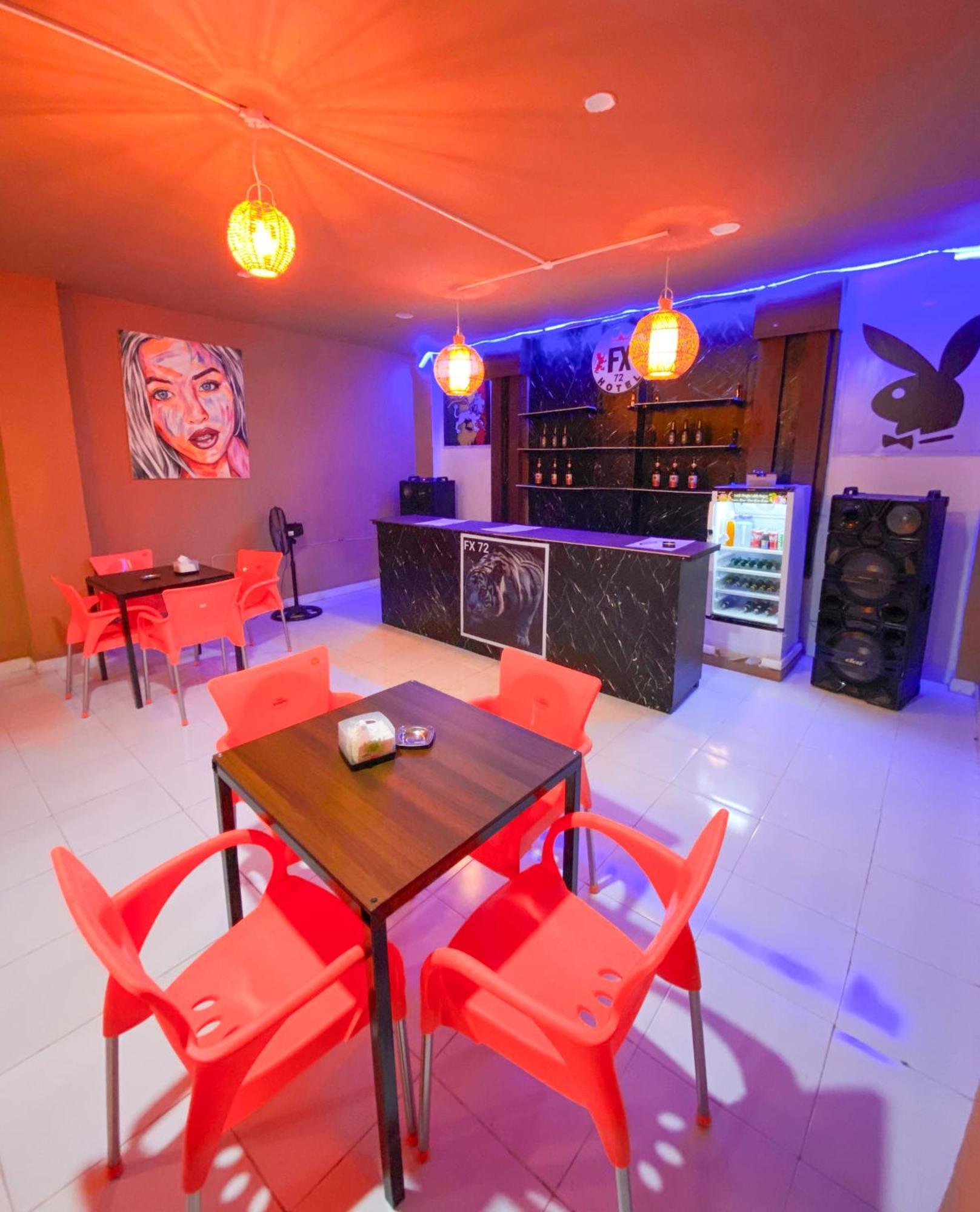Fx72 Labuan Bajo Hotel Экстерьер фото